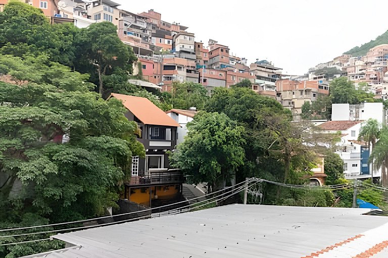 Copa Favela Xperience+3Ar+Wifi 500Mbps+Lavanderia