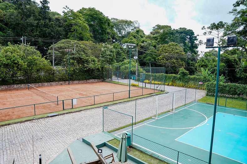 Refúgio na Serra - Casa 3 suítes em Condomínio